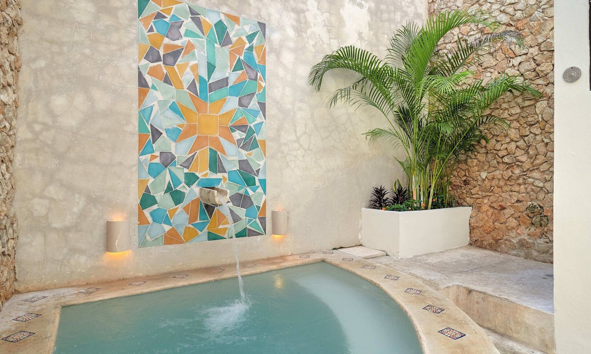 Barrio de Santiago House | Casa Caballo, Art Deco Bliss next to Santiago Park