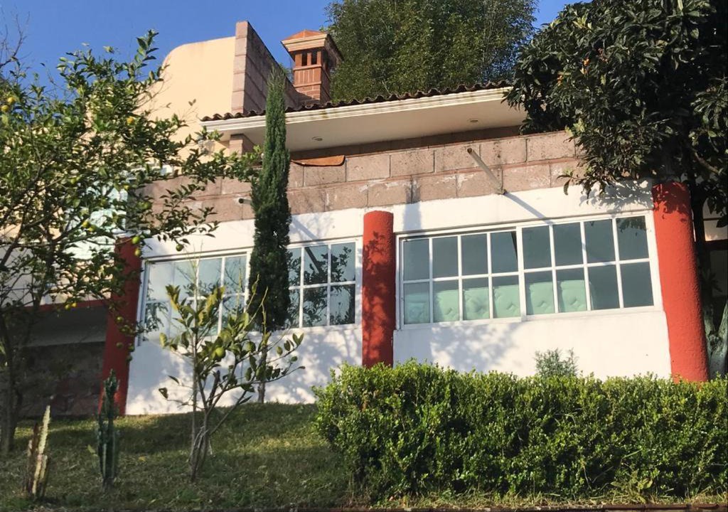 San Felipe de Los Alzati Ski Chalet | CASA CAMPESTRE