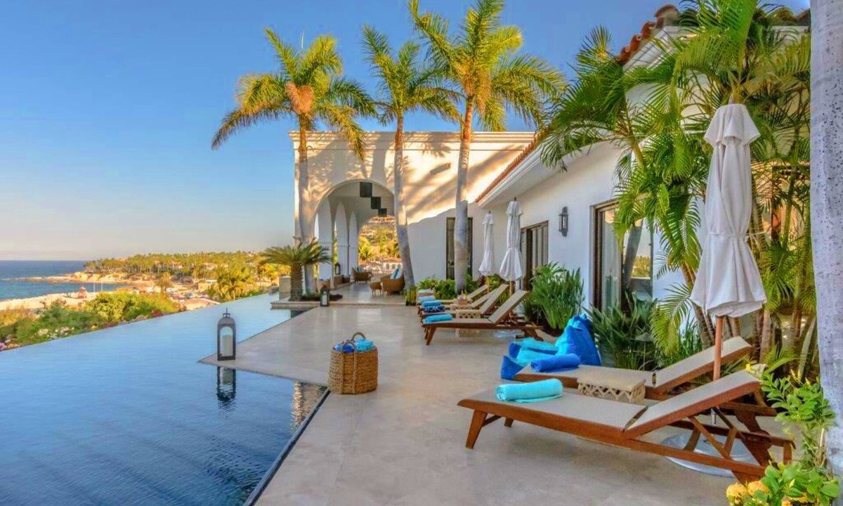 Palmilla Villa | Casa Celeste Seaside Villa by Cuvee | Infinity Pool