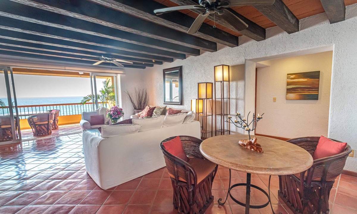 South Shore Hotel Area Condo | Casa Cielo Palmares - Beautiful beachfront 2-bedroom condo in Puerto Vallarta