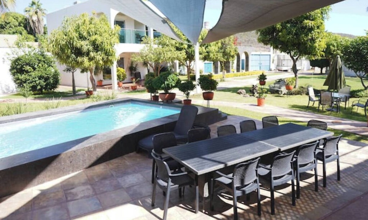 Topolobampo Villa | Casa con Recamaras Dobles, Sala y Vista al mar
