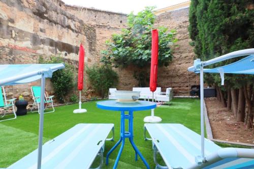 San Lorenzo Apartment | casa de los patios amurallados