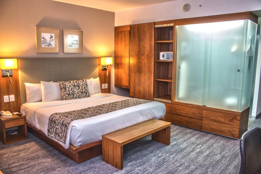 Queretaro Hotel | Casa Inn Premium Hotel Queretaro