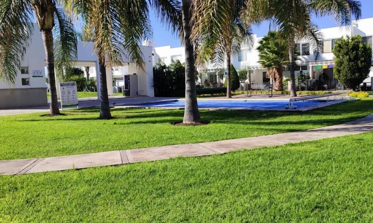 El Pueblito Condo | CASA LAUREL