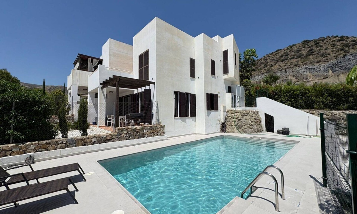 Playa Macenas House | Casa Lotta