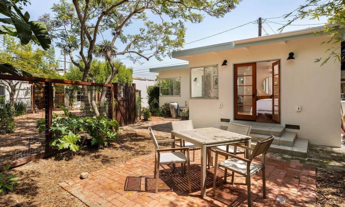 Laguna House | Casa Nopal 1 BD Cottage in Santa Barbara
