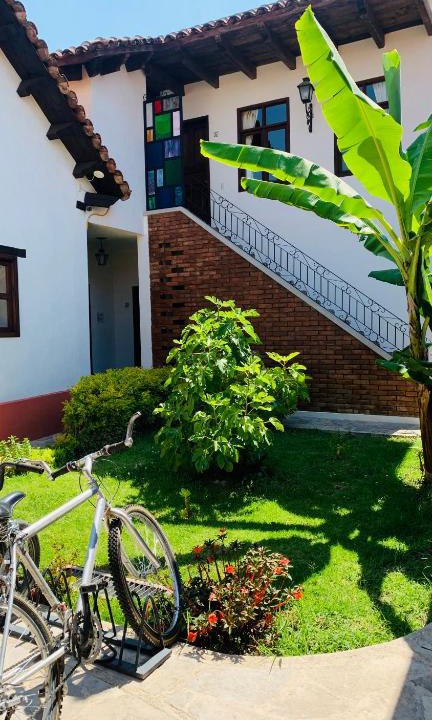 Del Cerrillo House | Casa Tequio