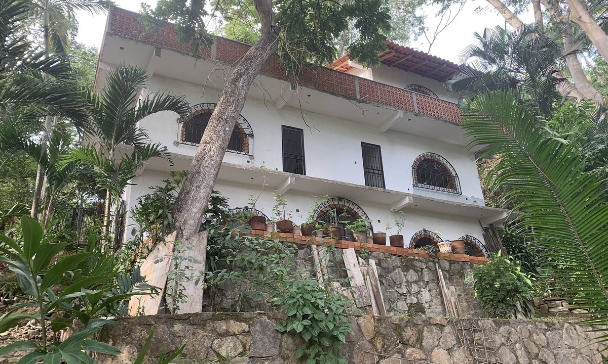 Yelapa House | CASAS LAS PAROTAS - 3 BR, 2 Bath home, on hillside overlooking Yelapa Bay