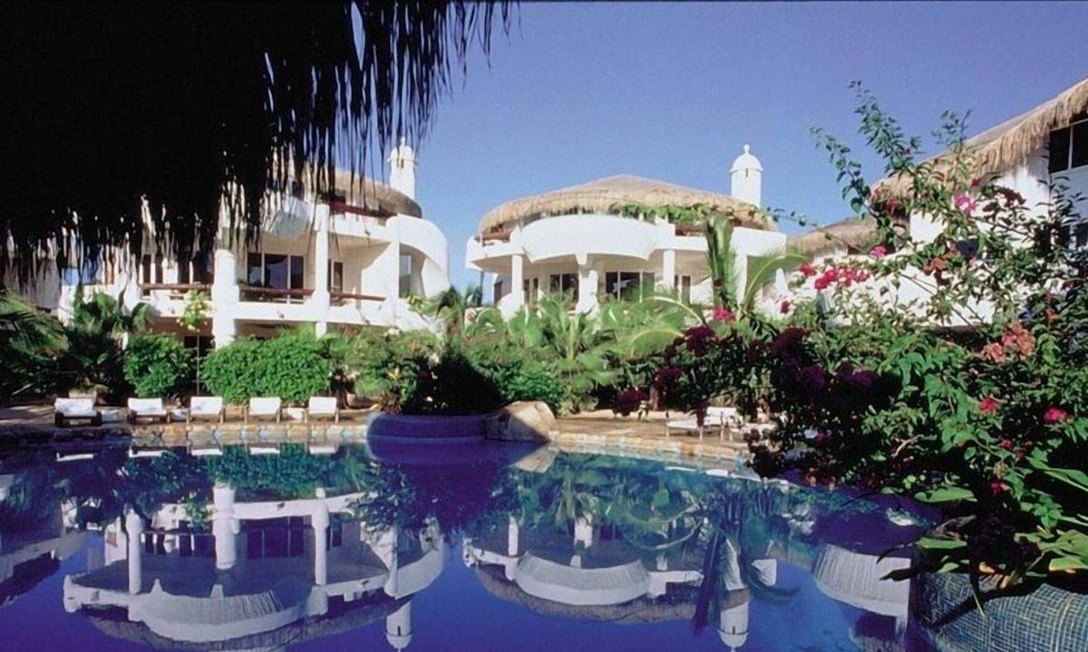El Medano Ejidal Resort | Cascadas de Baja Unique Villas Right on Medano Beach--Resort Amenities
