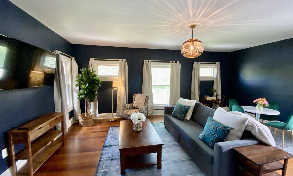 Crescent Hill House | Central location! Historic neighborhood. Easy walk to shops and restaurants