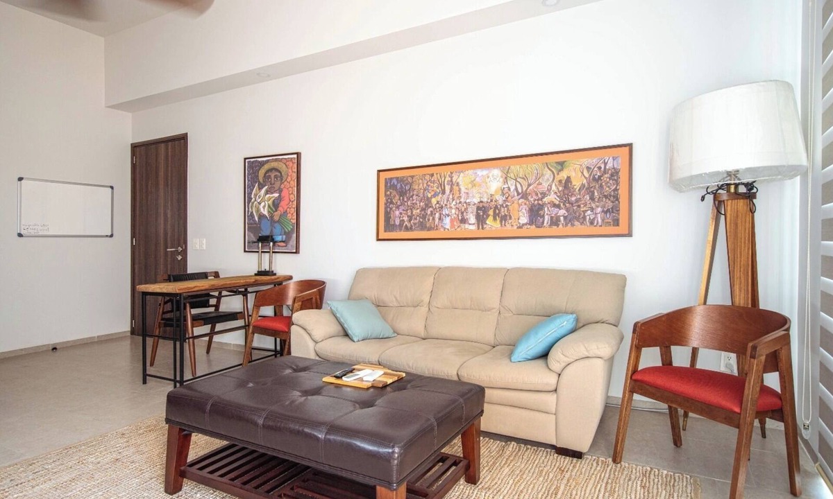 North Hotel Zone Apartment | Centrally located apartment 10 minutes walking distance from the beach.