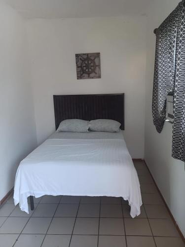 Manzanillo House | Centrico, seguro, buen precio, Timon