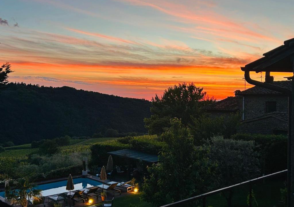 Lamole Apartment | Charming Tuscan Suite with Pool 2 to 5 persons Lamole Greve in Chianti
