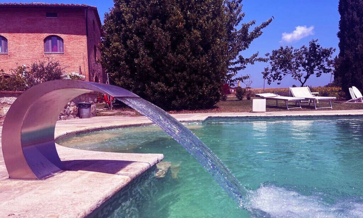 Sovicille Apartment | Chic Tuscan apartment pool spectacular view modern comfort wifi air conditioning