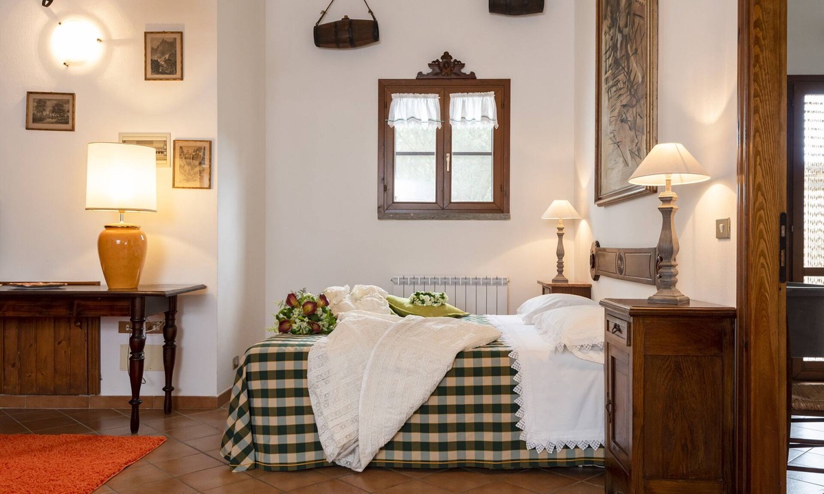 Castiglione della Pescaia House | Comfortable apartment in farmhouse with swimming pool