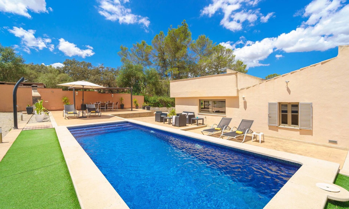 Sencelles House | Conchita by Interhome