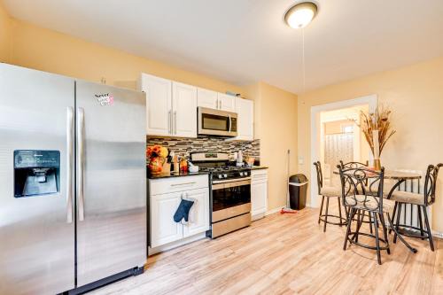 Hartford House | Convenient Hartford Condo < 2 Mi to Dtwn!