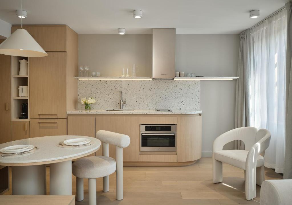 Old Montreal Apartment | CORNER - Luxury Serviced Apartments