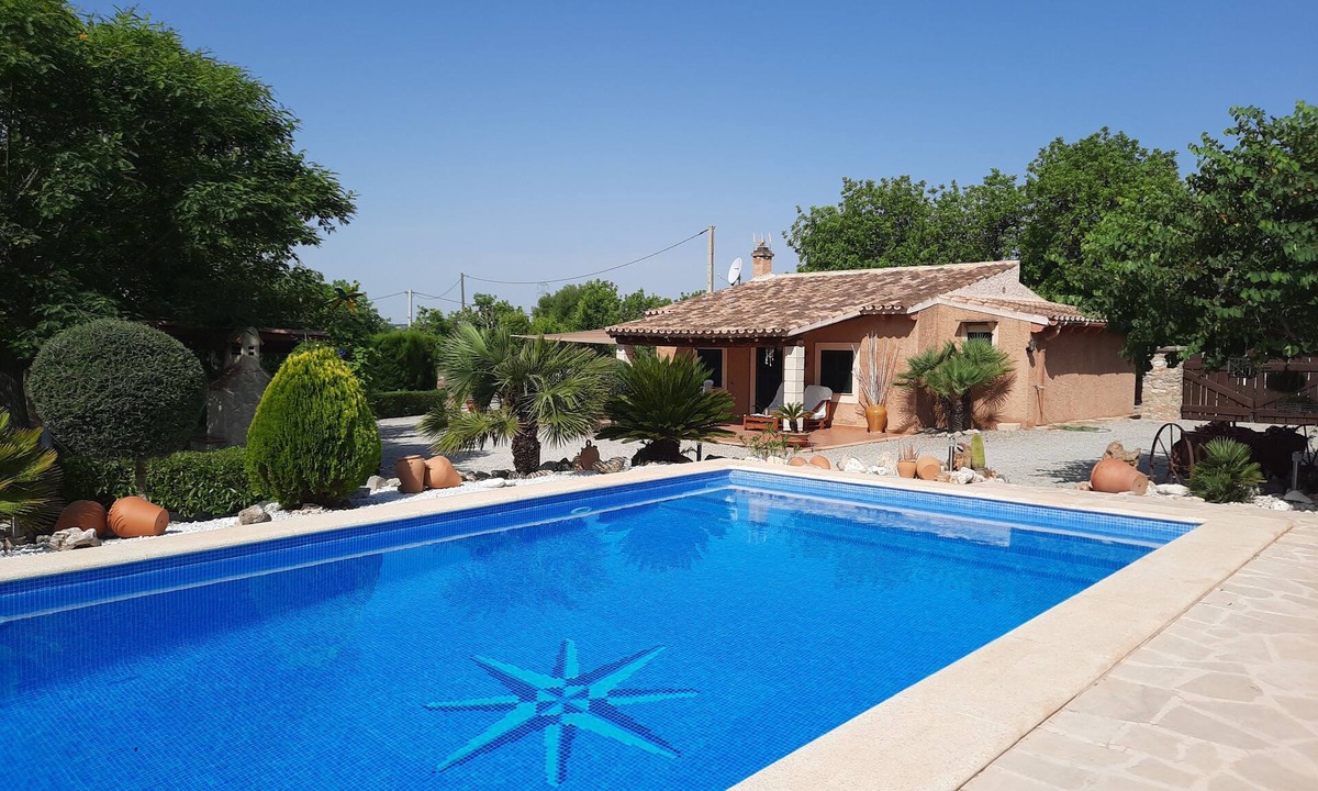 Sant Llorenc des Cardassar House | Country house with large pool and large gardens