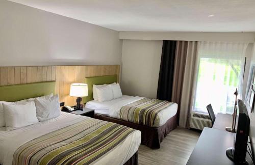 Country Inn | Milan