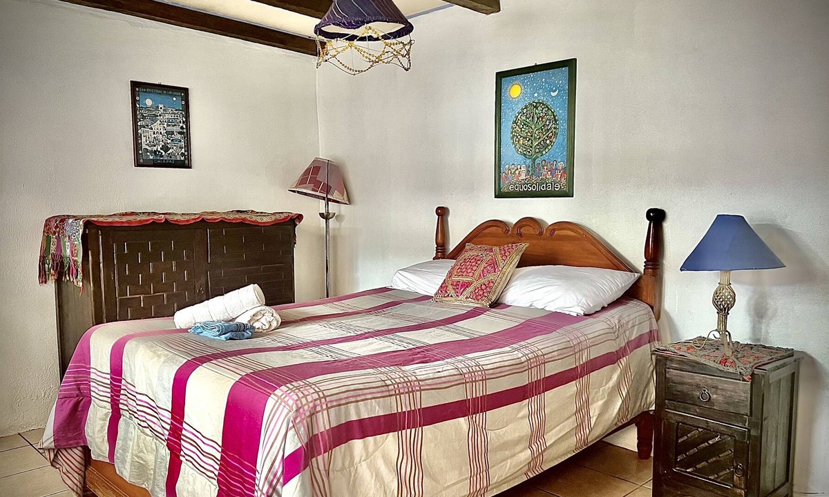 De Guadalupe Cabin | Cozy Big Bungalow Close To Downtown