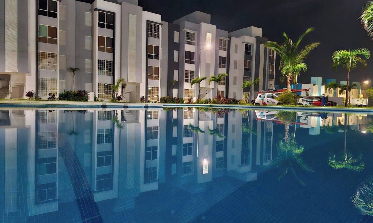 Barra Vieja Apartment | Cozy first floor apartment in the diamond zone