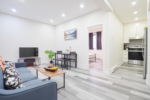 Cote-Des-Neiges—Notre-Dame-De-Grace Apartment | Cozy stays