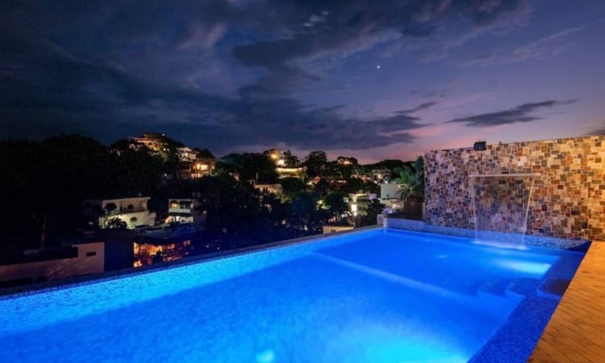 Sayulita Apartment | Cozy Studio w/INfinity RooFTOp PooL