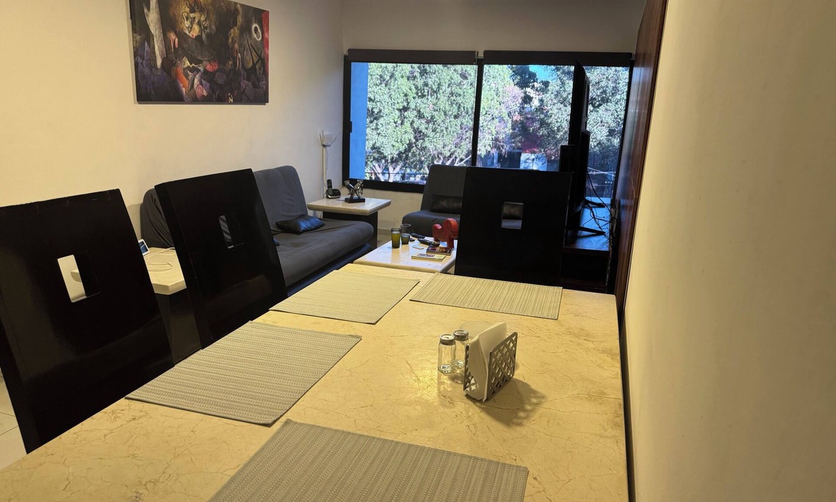 Financial District Apartment | Cute Providencia Apartment one block from Midtown mall