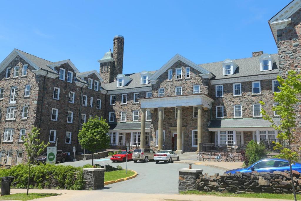 South End Hostel | Dalhousie University
