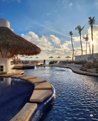 Puente del Mar Apartment | Depa de lujo en Acapulco diamante con club de playa a pie-Precio especial
