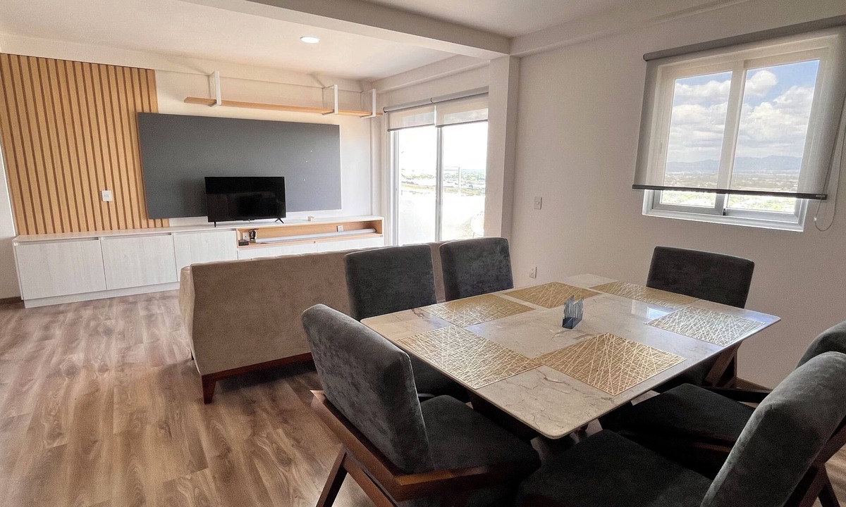 Queretaro Apartment | Departamento en Corregidora con Alberca, Roof Garden y Terraza
