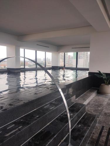 Americana Apartment | Departamento en zona de lujo con alberca y gym