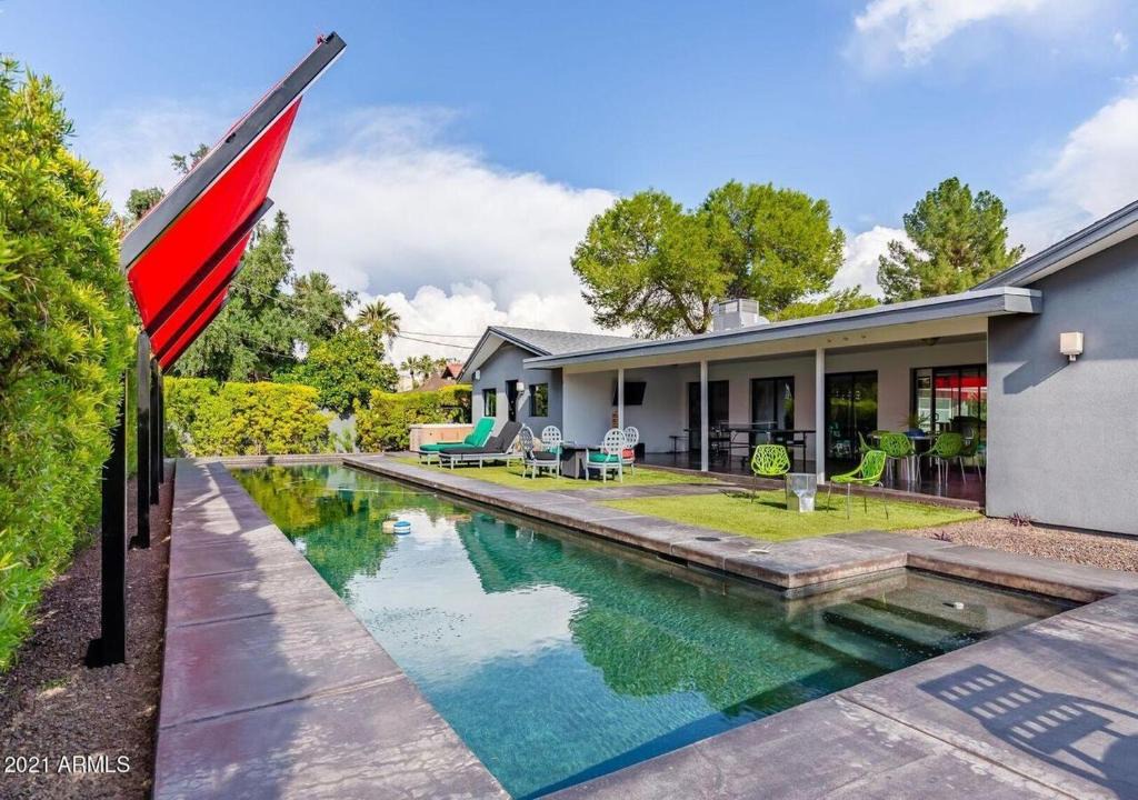 Camelback East House | Designer 5 Bd Home, Fountain Pool, Spa, Game Patio