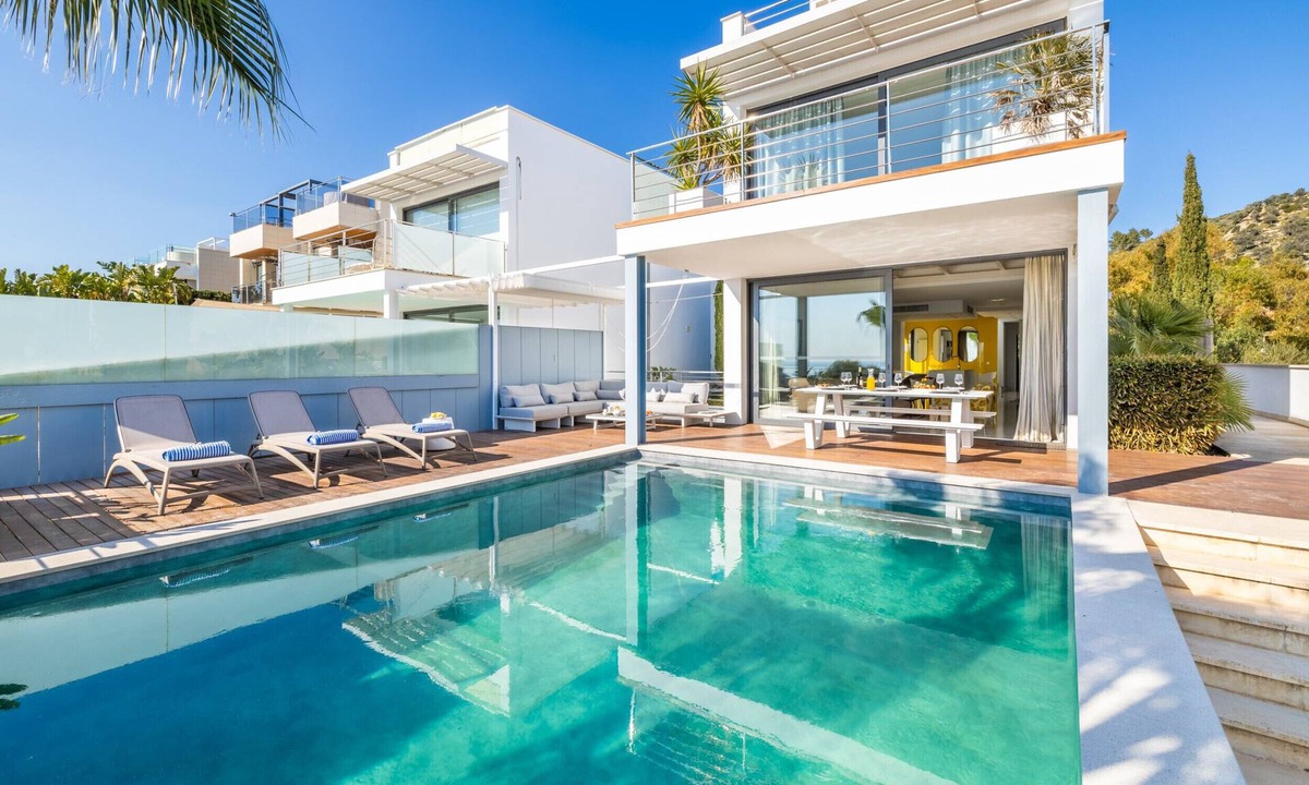 Alcanada Villa | Designer Alcanada by Balearic Villas