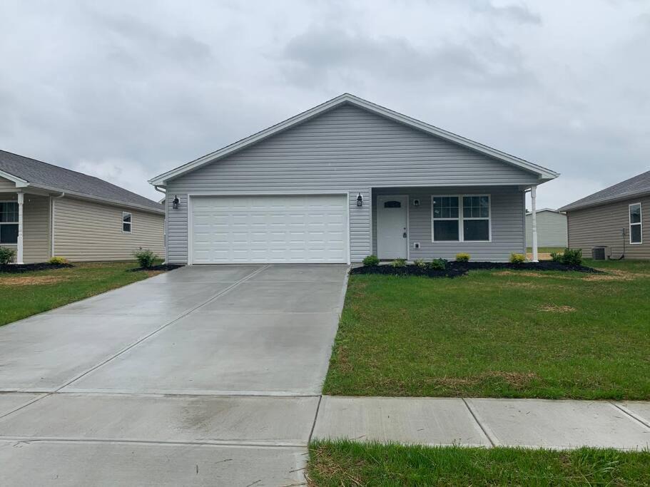 Middletown House | Diamonds are Forever-700