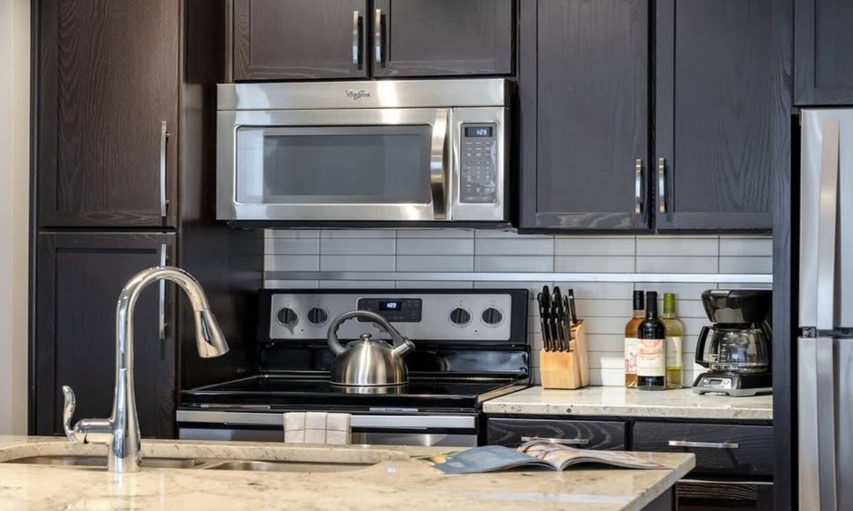 Dallas Arts District Apartment | Downtown Dallas CozySuites w/gym #10