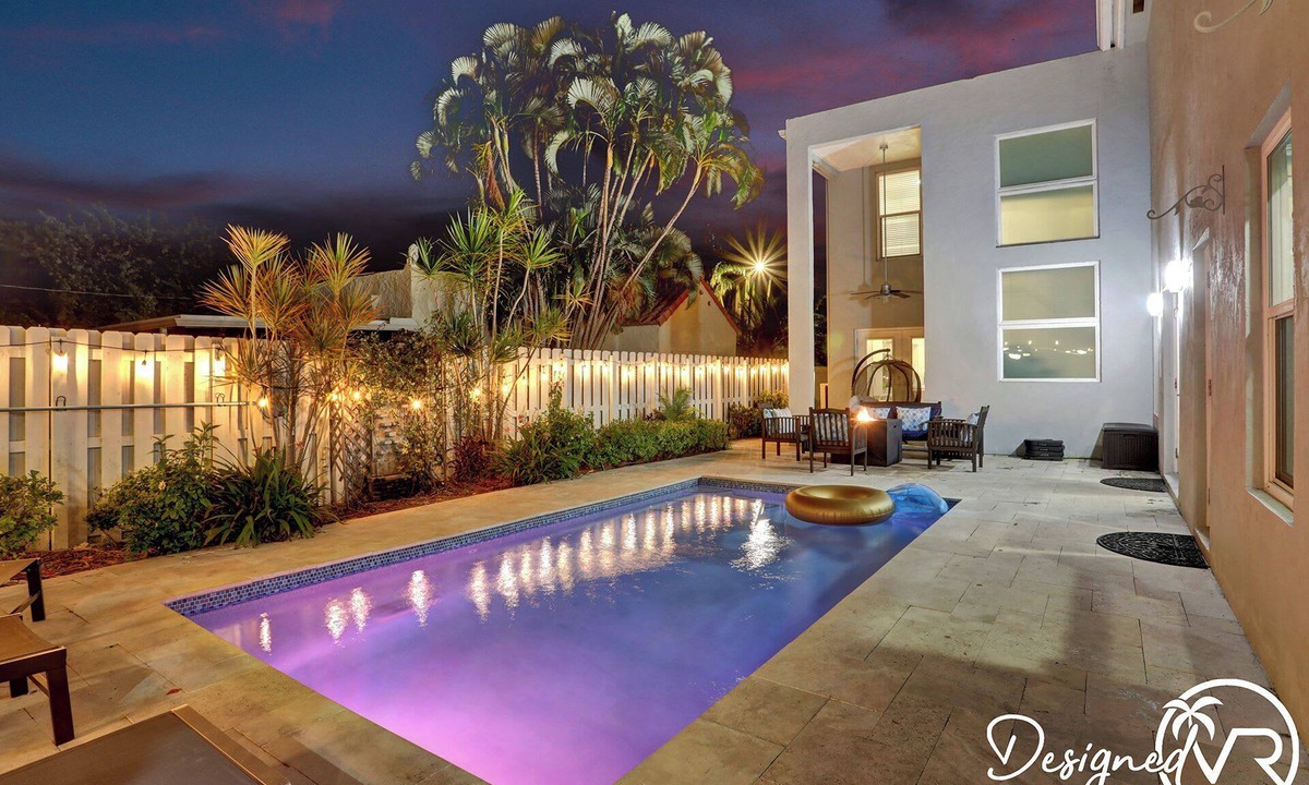Hollywood Lakes House | Dream House 5 Bedroom w/Amazing Heated POOL