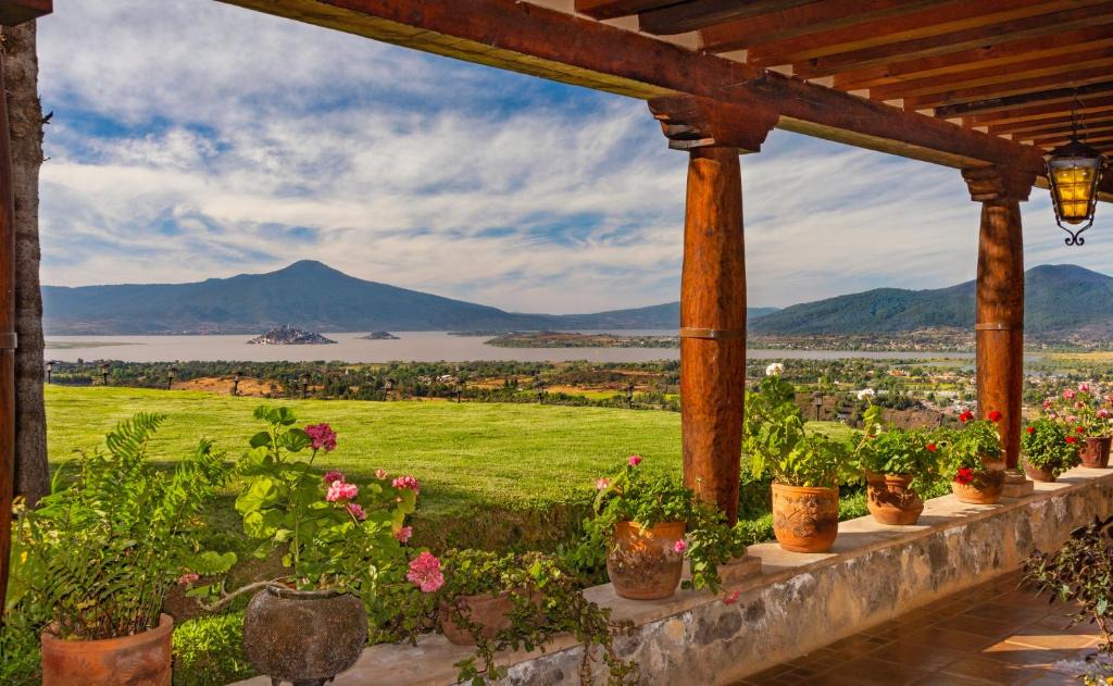 Patzcuaro Hotel | Eco Hotel Ixhi
