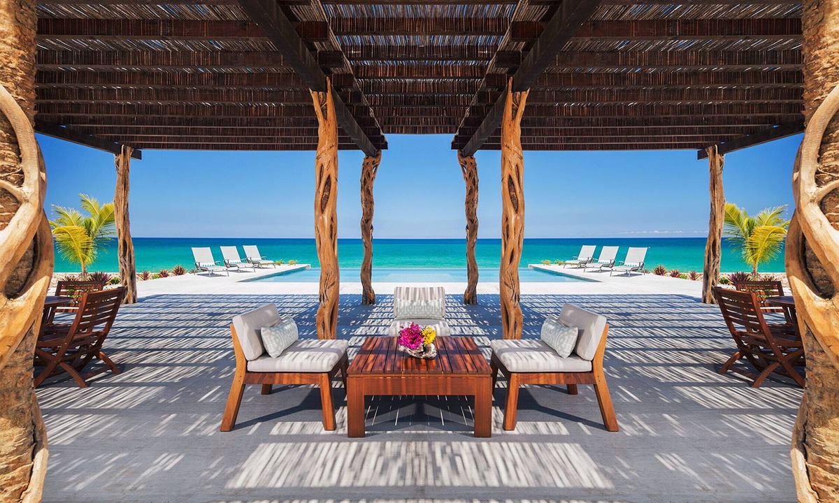 El Cardonal Resort | El Cardonal 4 bedrooms 4 1/2 baths,sleeps 10 Oceanfront, Concierge and Staff