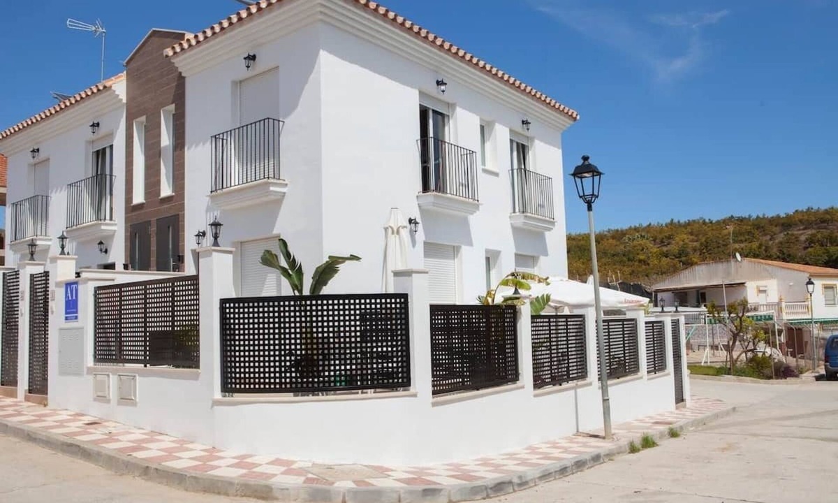 Almayate Bajo Apartment | El chorrillo 4