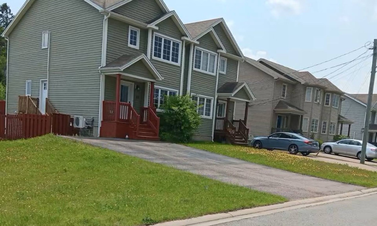 Dieppe House | Elegant 1BR Retreat Near Downtown Relax in Comfort