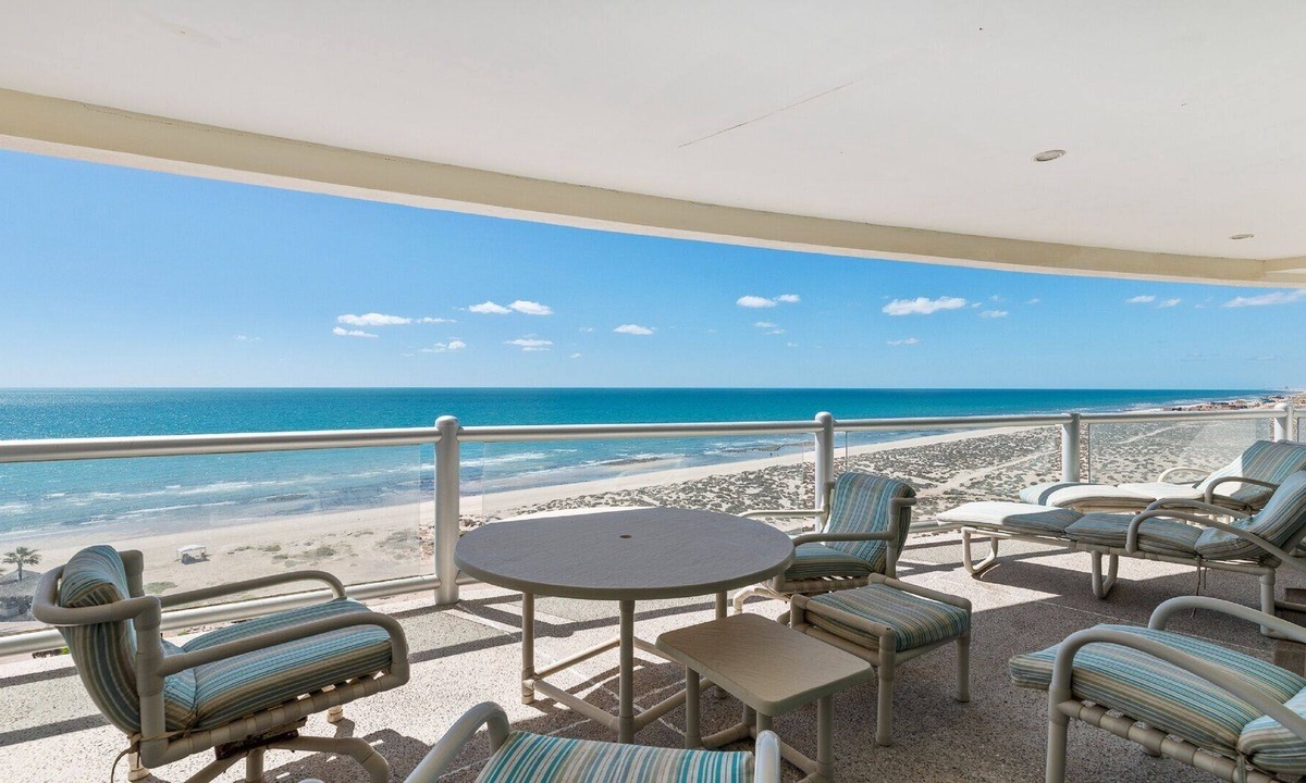 Puerto Penasco Condo | Elegant 2 Bedroom Unit on 8th Floor