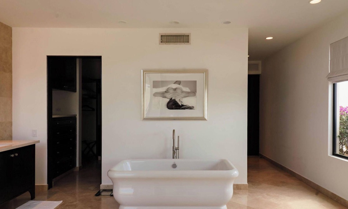 Chula Vista Villa | Elegant Eight Bedroom Villa