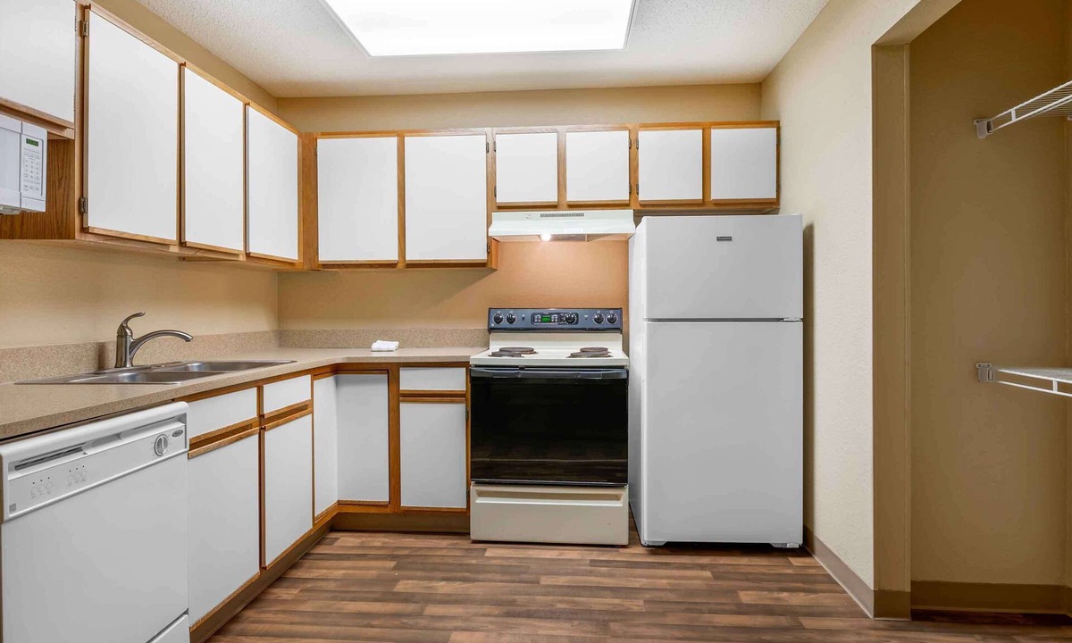 Pike Hotel | Extended Stay America Suites Indianapolis West 86th St