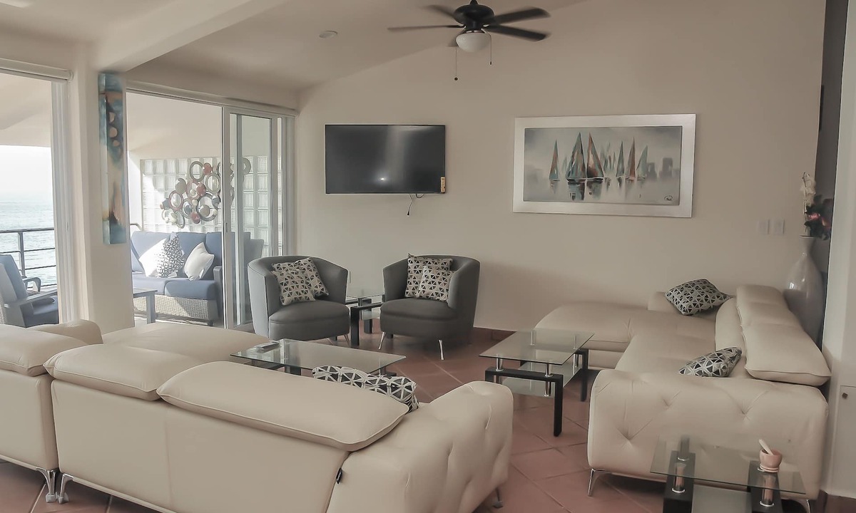 Amapas Condo | EXTRAORDINARY, 3 BR PENTHOUSE, OCEAN FRONT , Largest in PV