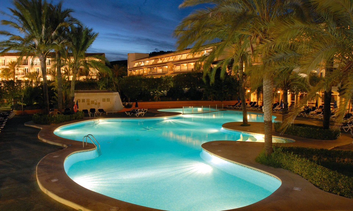 Capdepera Hotel | FERGUS Club Font de Sa Cala Beach