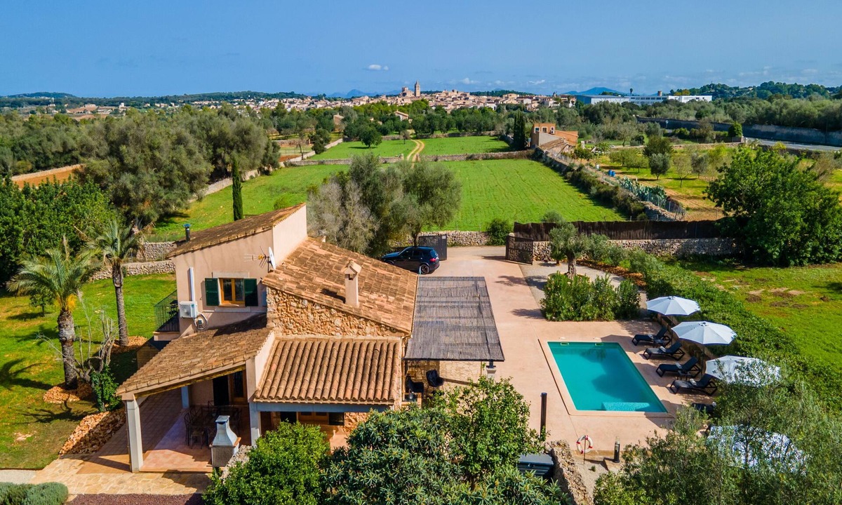 Lloret de Vistalegre House | Finca Binitaref