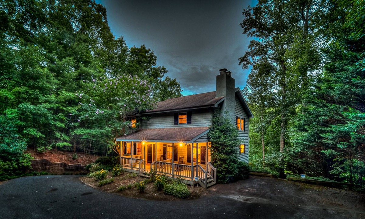 Blairsville Cabin | Firefly Lake House by Escape to Blue Ridge