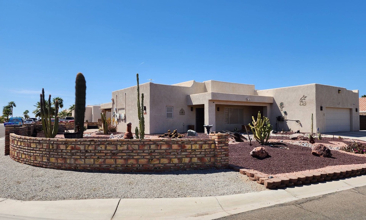 Foothills House | Foothill Sunrises & Desert Sunsets from this beautiful 2B/2Ba house.